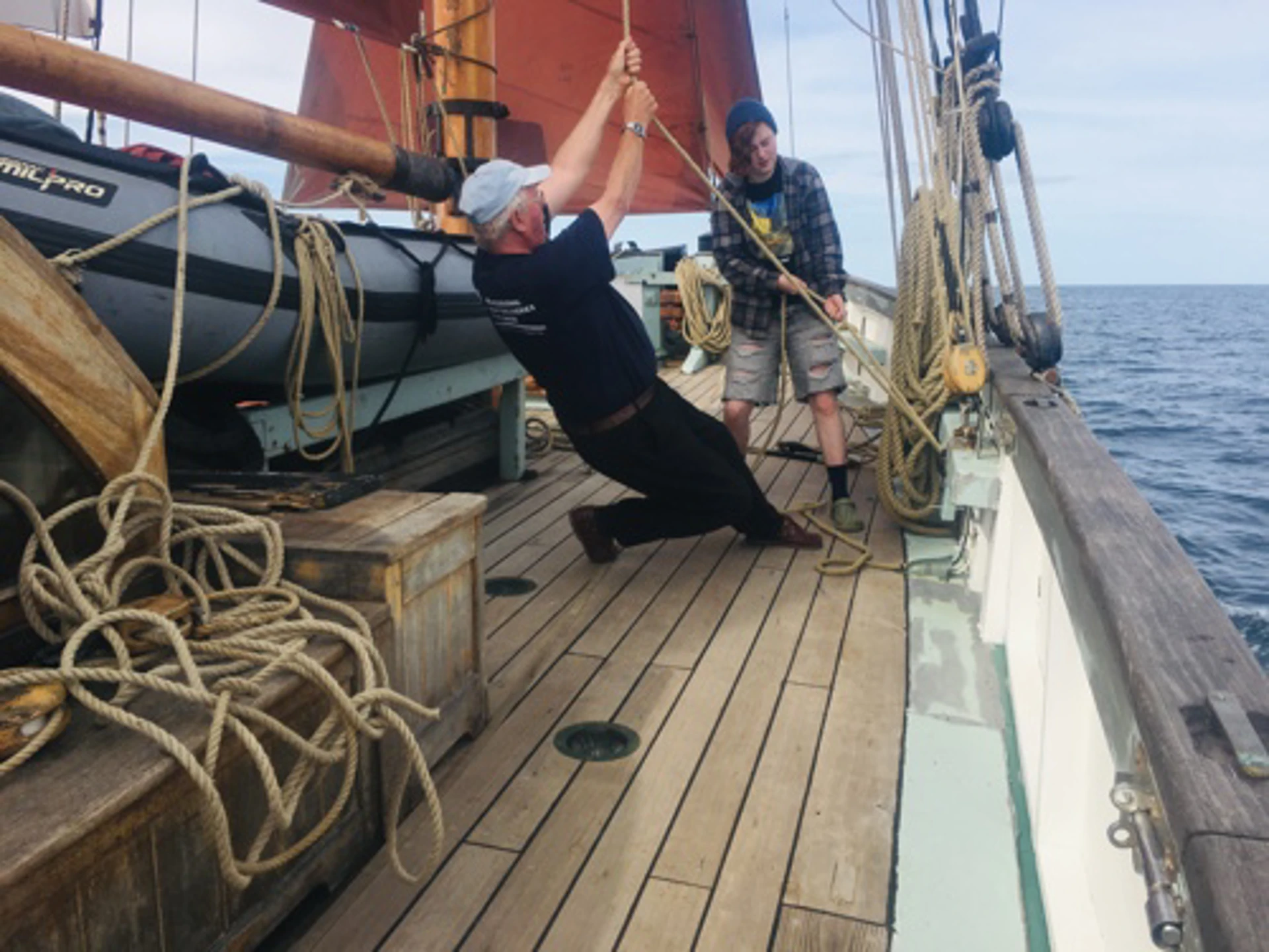 9_pulling_ropes.jpg