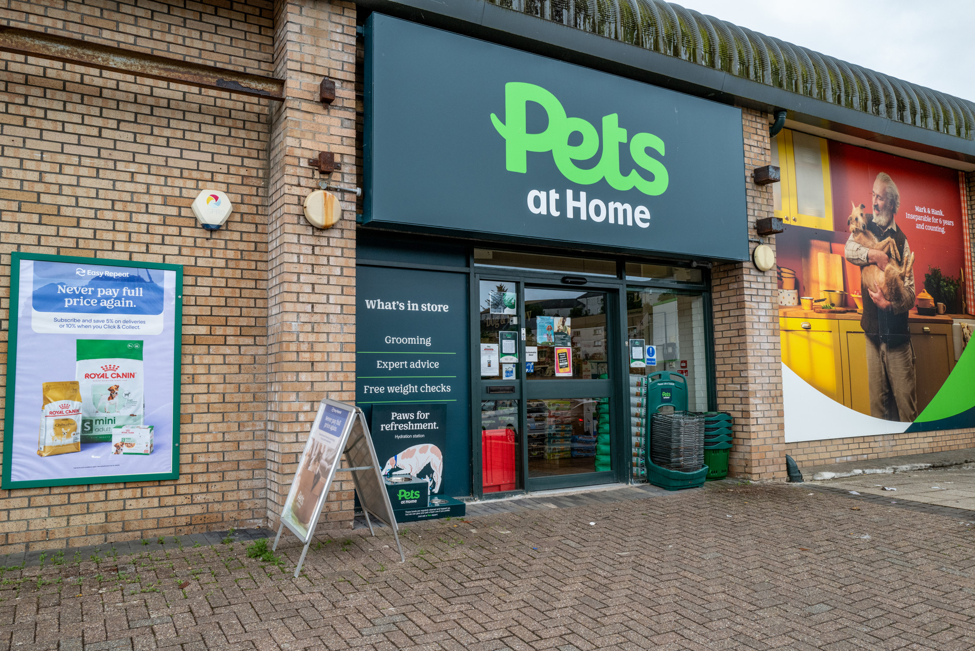 Background image - Pets At Home