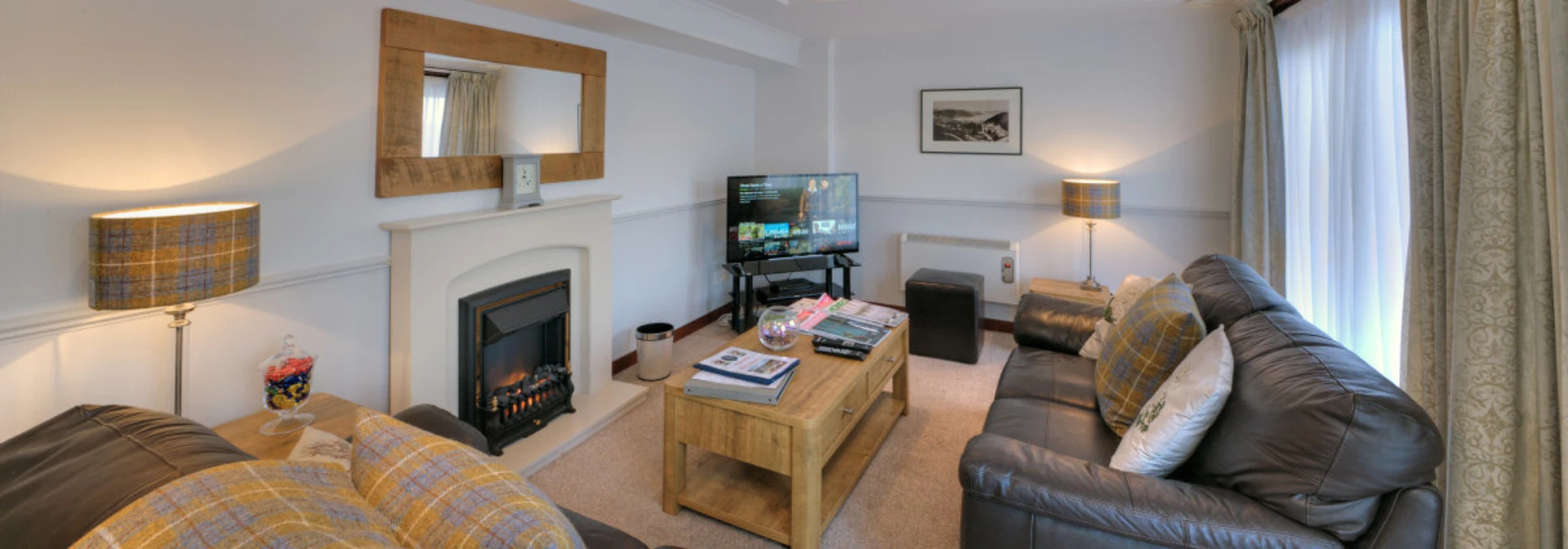 livingroomheader.jpg