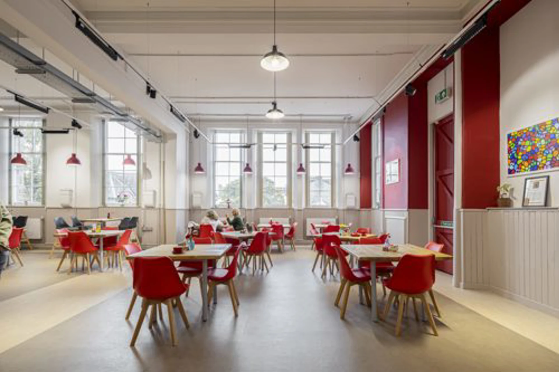 rowan_room_cafe.jpg