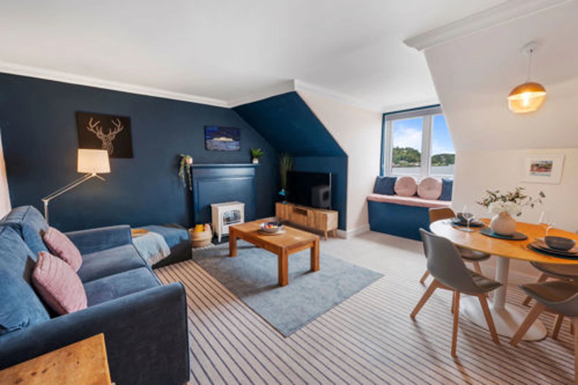 Westbay Apartments 01