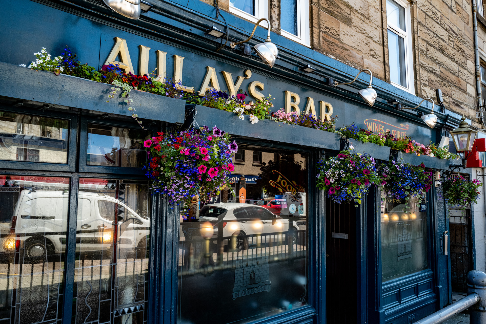 Background image - Aulays 2