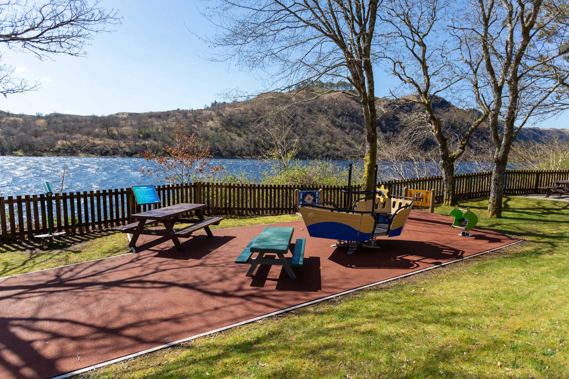 external_play_area_.jpg (9)