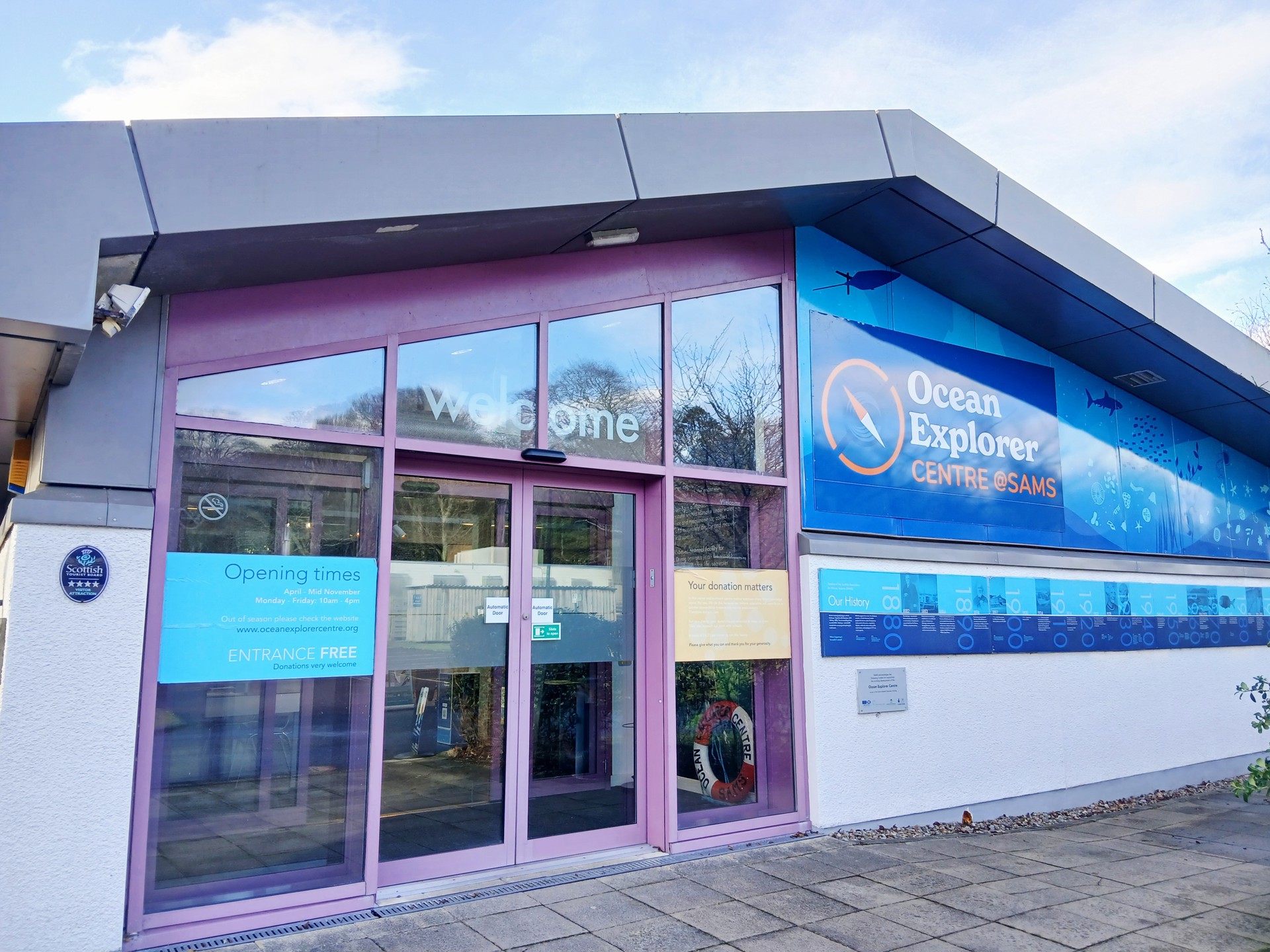 Background image - 1000054443