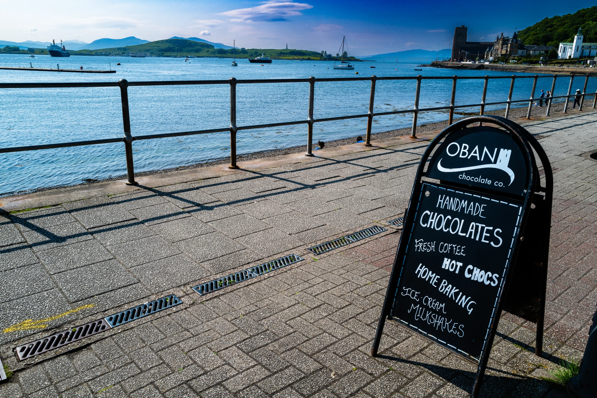 Background image - southqueensferryqfcrossing-roadbridge2.jpg