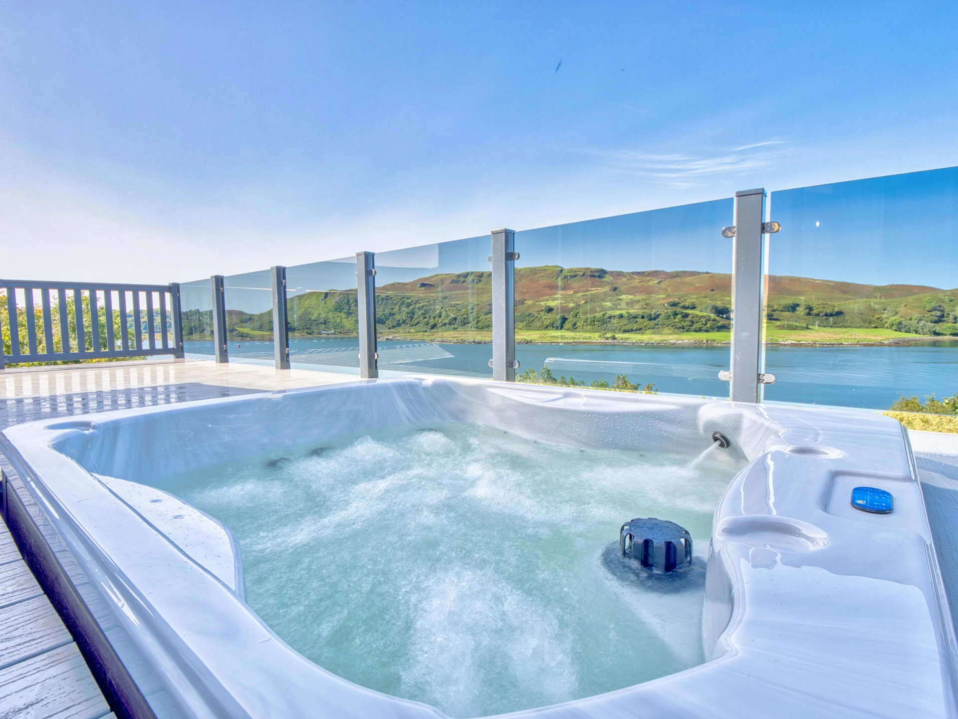 Background image - southqueensferryqfcrossing-roadbridge2.jpg