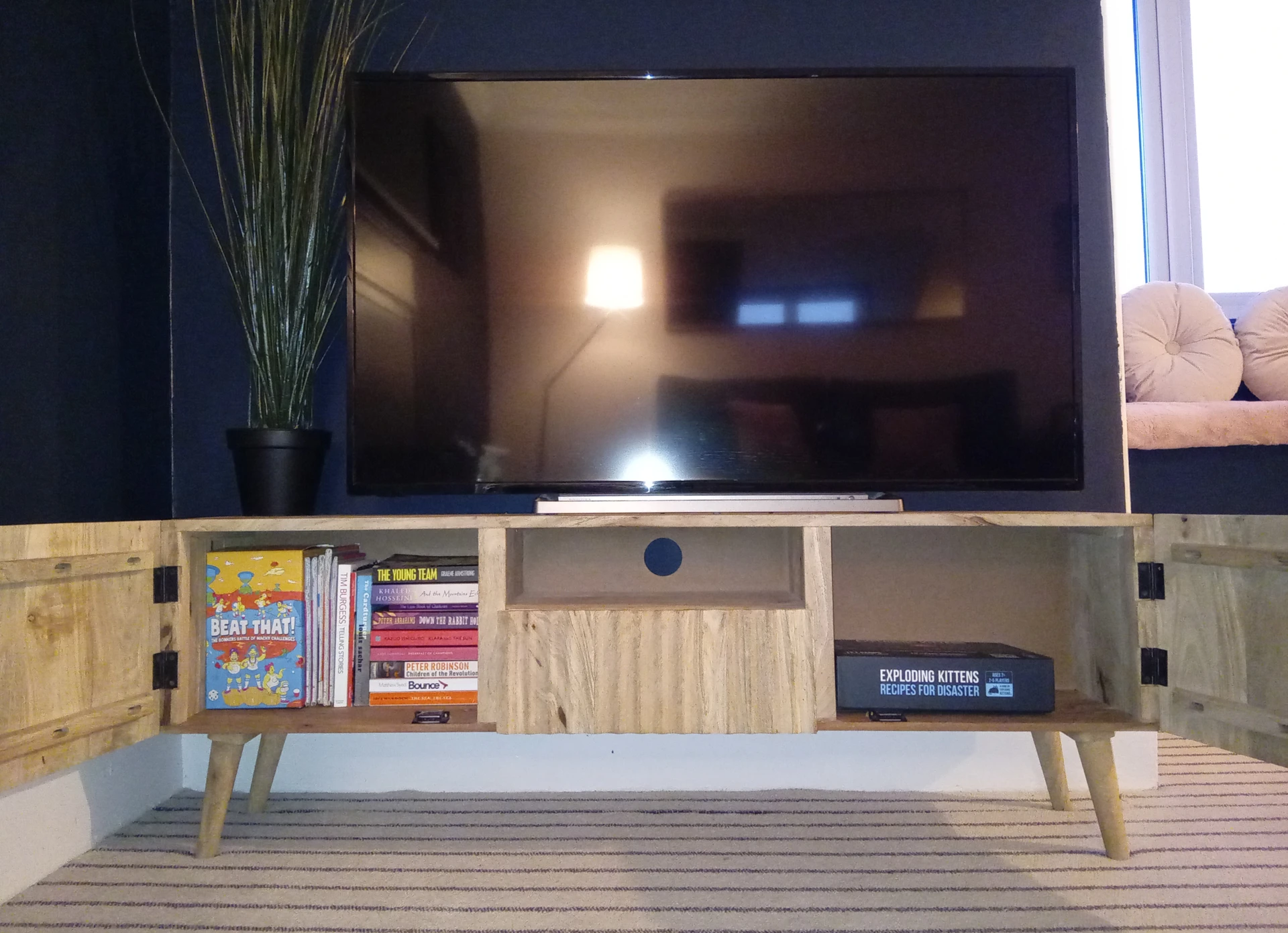Smart TV I Books I Games